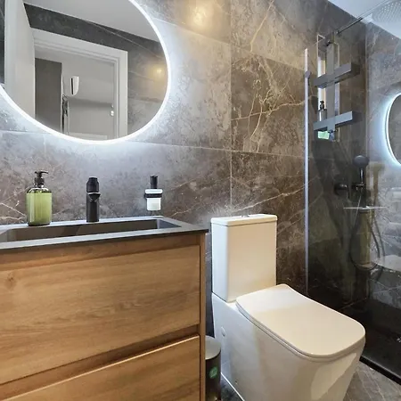 Coastline House By Matteo San Pawl il-Baħar