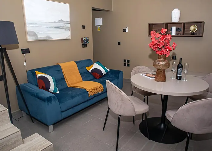 Coastline House By Matteo